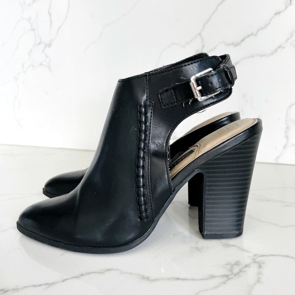 Dana Buchman Shoes - Dana Buchman Black Buckle Mules